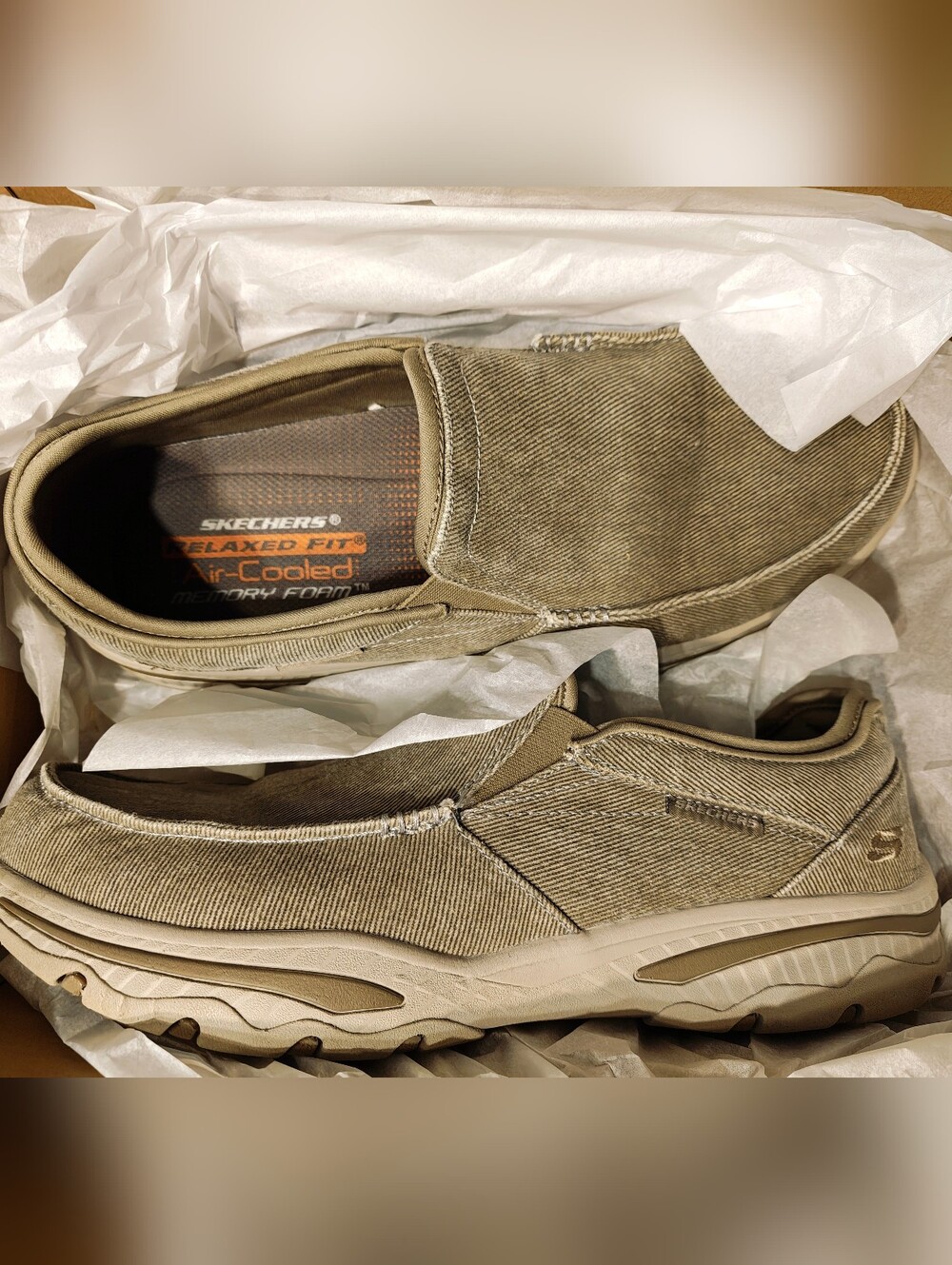 Skechers Men Relaxed Fit Creston Moseco Loafers in Taupe colorway Size 11.5 NWT